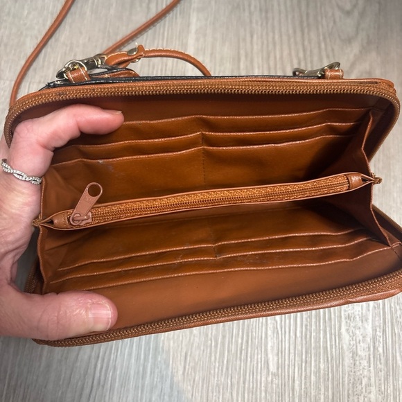 Dooney & Bourke Black and Tan Crossbody Bag - Picture 4 of 7